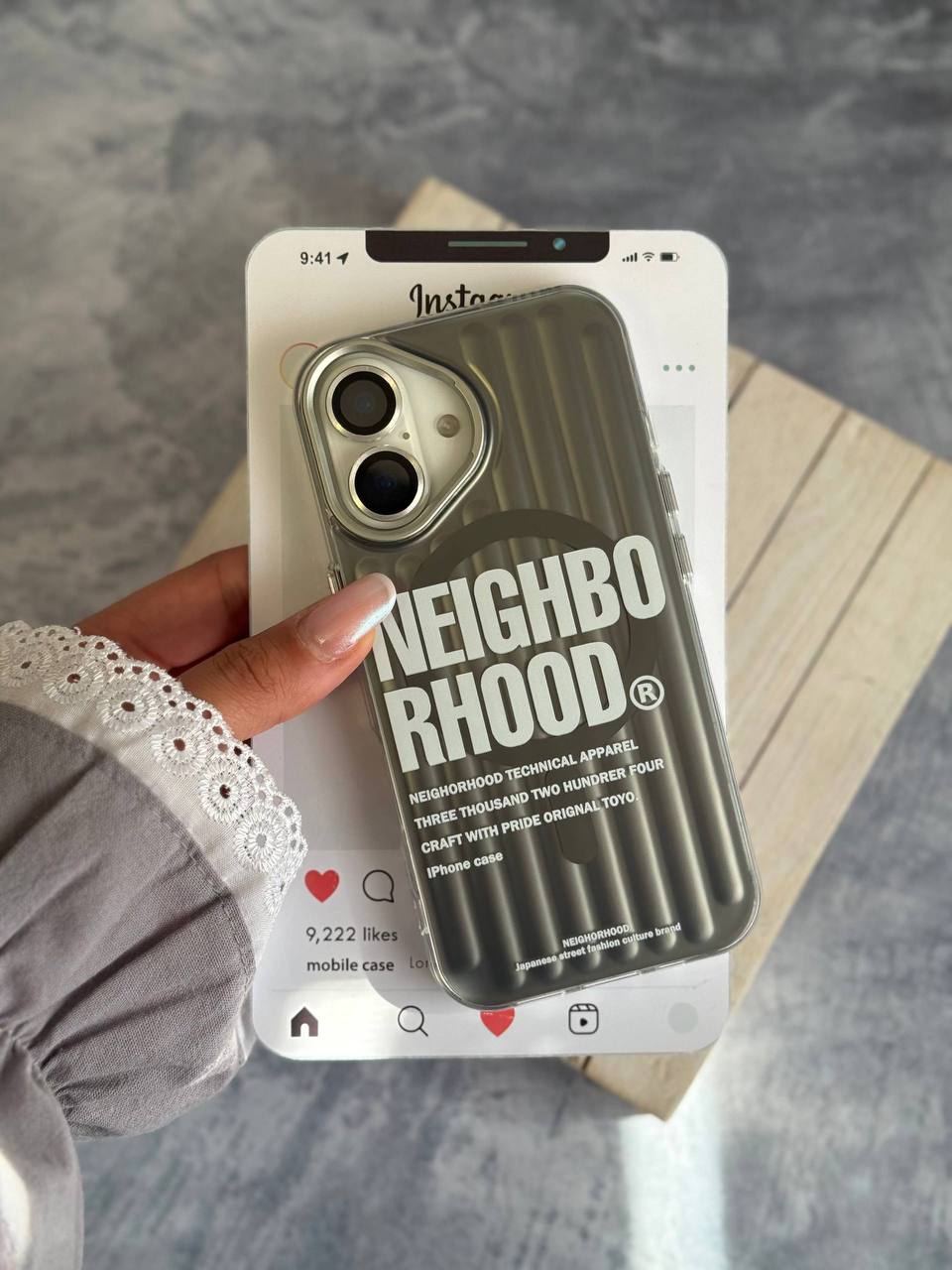 کاور گوشی مدل Neighborhood Magsafe Q Series Pack (آیفون )کد C2156M