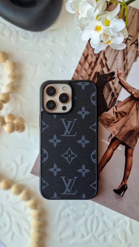قاب گوشی مدل LOUIS VUITTON (00201858) (L)