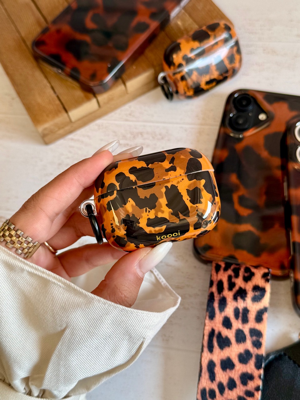 ایرپاد ست قاب Leopard Flame (کدa0286) (M)