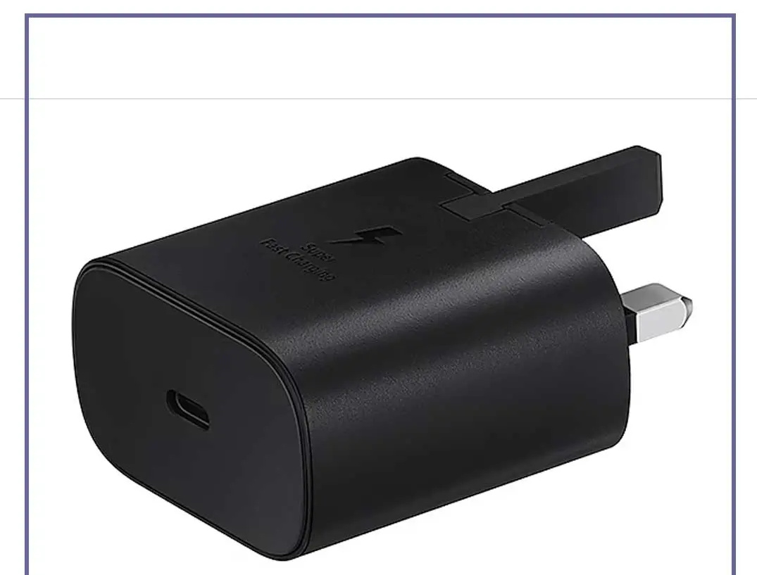 پک کاور و شاژر 25 وات سامسونگ SAMSUNG Galaxy Z Flip 5 Starter Pack with 25W Charger EF-XF73KKTEGGB (E)