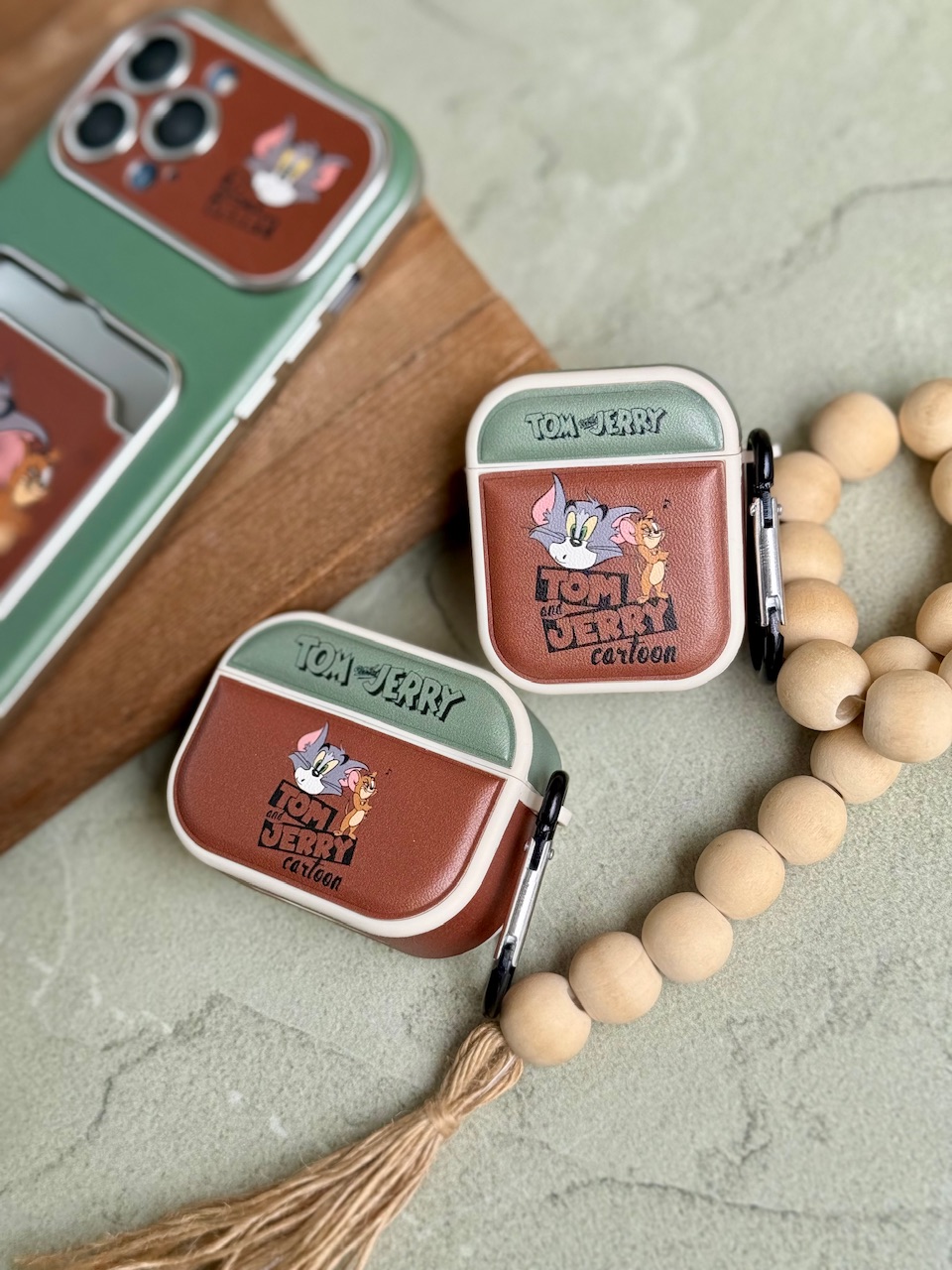 ایرپاد ست قاب تام و جری (کدa0299) (M)