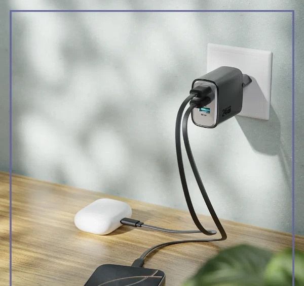 شارژر دیواری سوپرا ۲۴ وات گرین لاین Green Lion GN3USB24EUBK (E)
